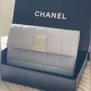 🔥CHANEL chocolate bar wallet